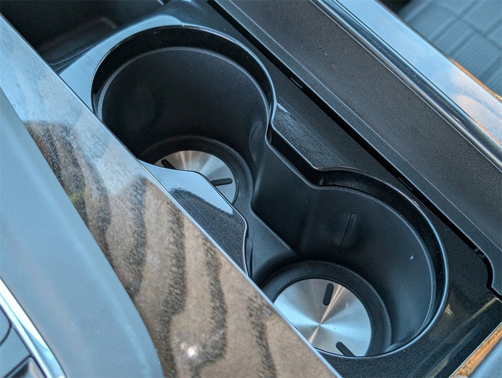 Certified 2023 Cadillac Escalade ESV Premium Luxury Platinum image 33