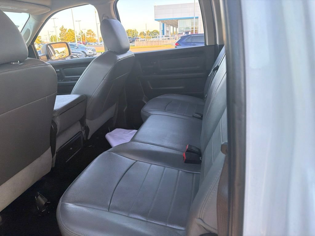 Used 2020 RAM 1500 Tradesman w/ Chrome Appearance Group AWD/4WD image 9