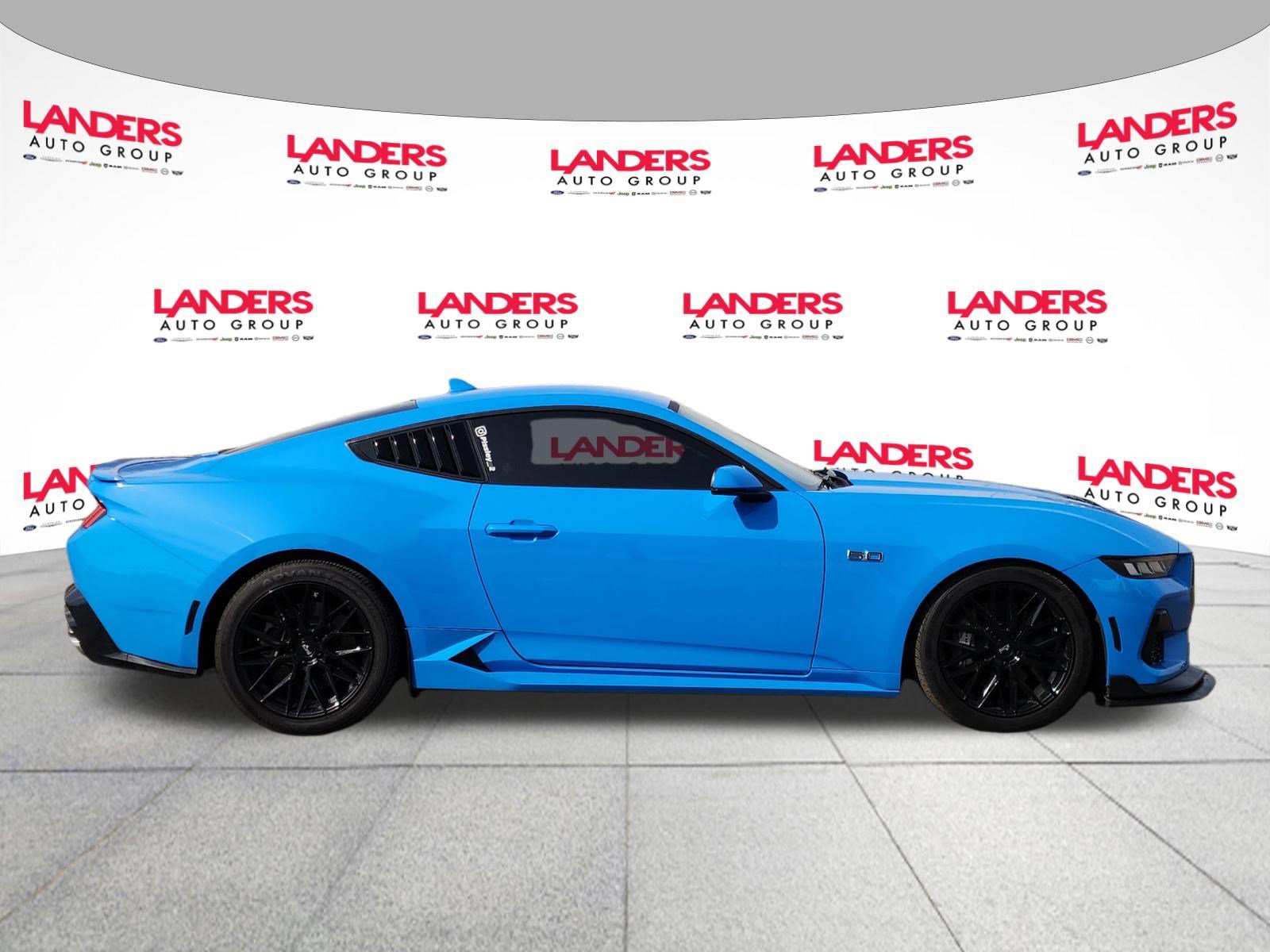 Used 2024 Ford Mustang GT Premium image 2