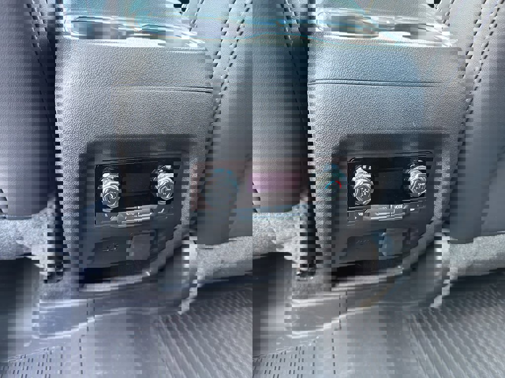 Used 2025 GMC Acadia Denali w/ Super Cruise Package image 26