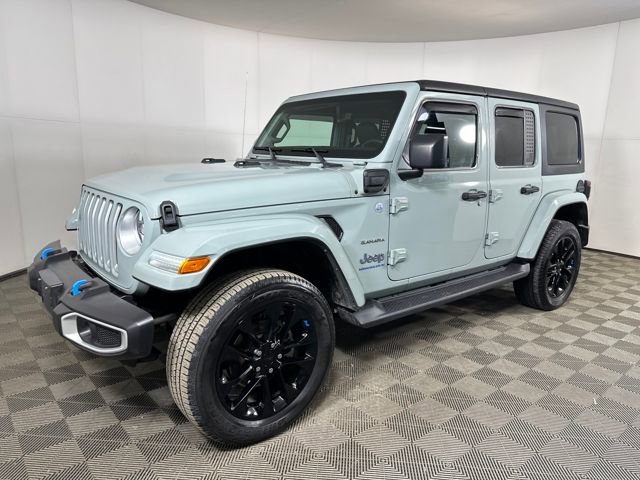 Used 2023 Jeep Wrangler Unlimited Sahara w/ Cold Weather Group image 7