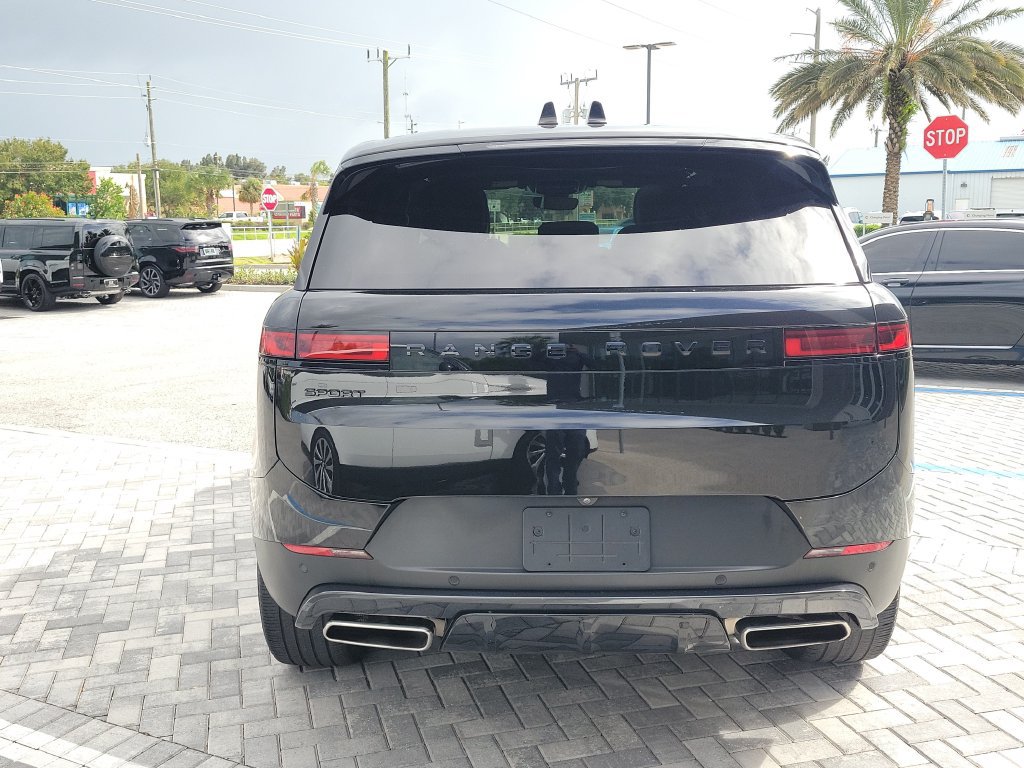 Certified 2024 Land Rover Range Rover Sport SE AWD/4WD image 4