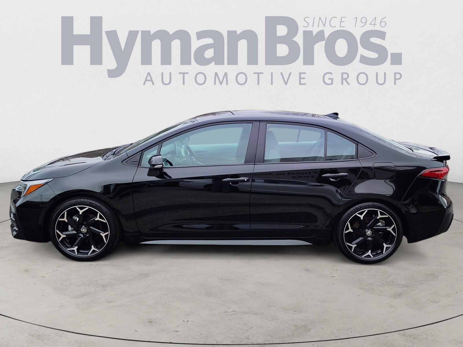 Used 2025 Toyota Corolla FX w/ Convenience Package FWD image 6