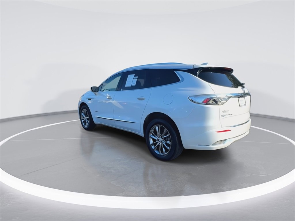 Used 2022 Buick Enclave Avenir image 6