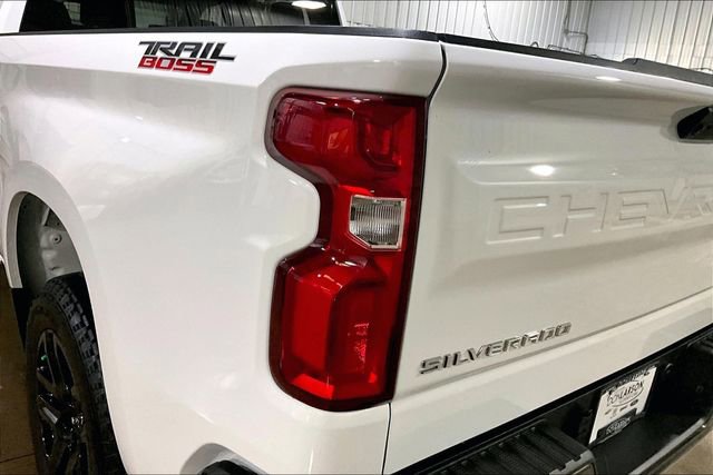Used 2024 Chevrolet Silverado 1500 LT Trail Boss image 8