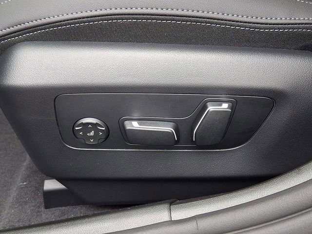 Certified 2026 BMW 530i xDrive w/ Premium Package image 14