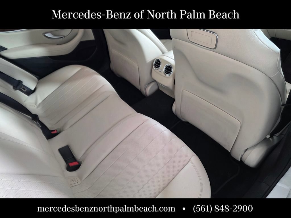 Used 2018 Mercedes-Benz E 400 4MATIC Sedan image 27