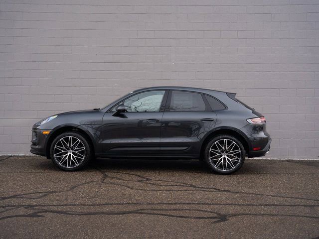 New 2026 Porsche Macan image 2