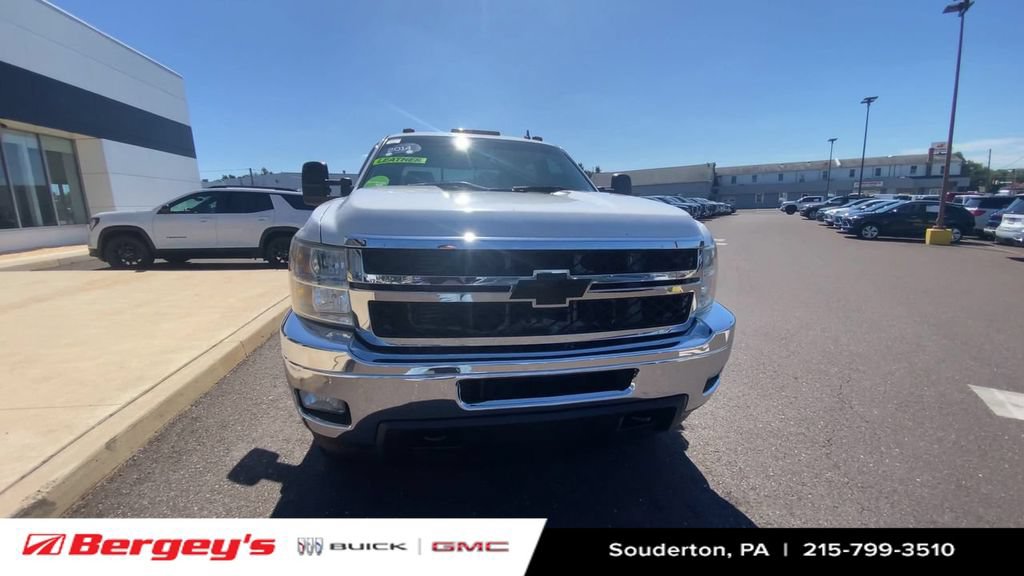 Used 2014 Chevrolet Silverado 3500 LTZ w/ LTZ Plus Package AWD/4WD image 3
