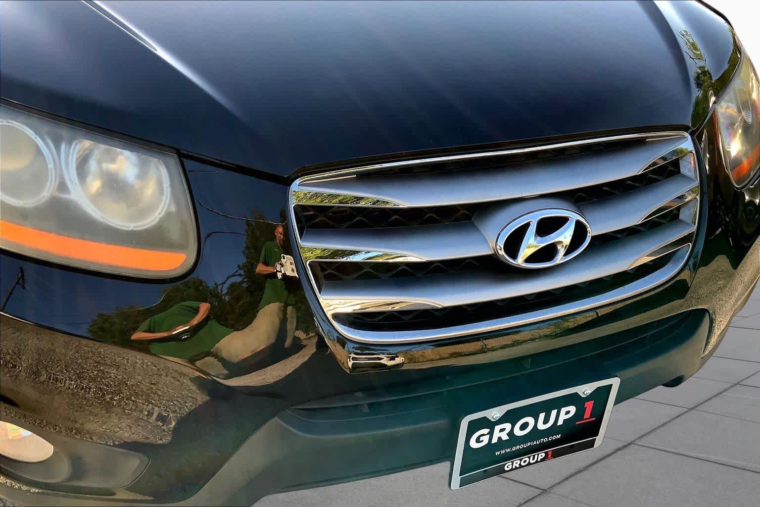 Used 2012 Hyundai Santa Fe Limited w/ Navigation Pkg 4 FWD image 28
