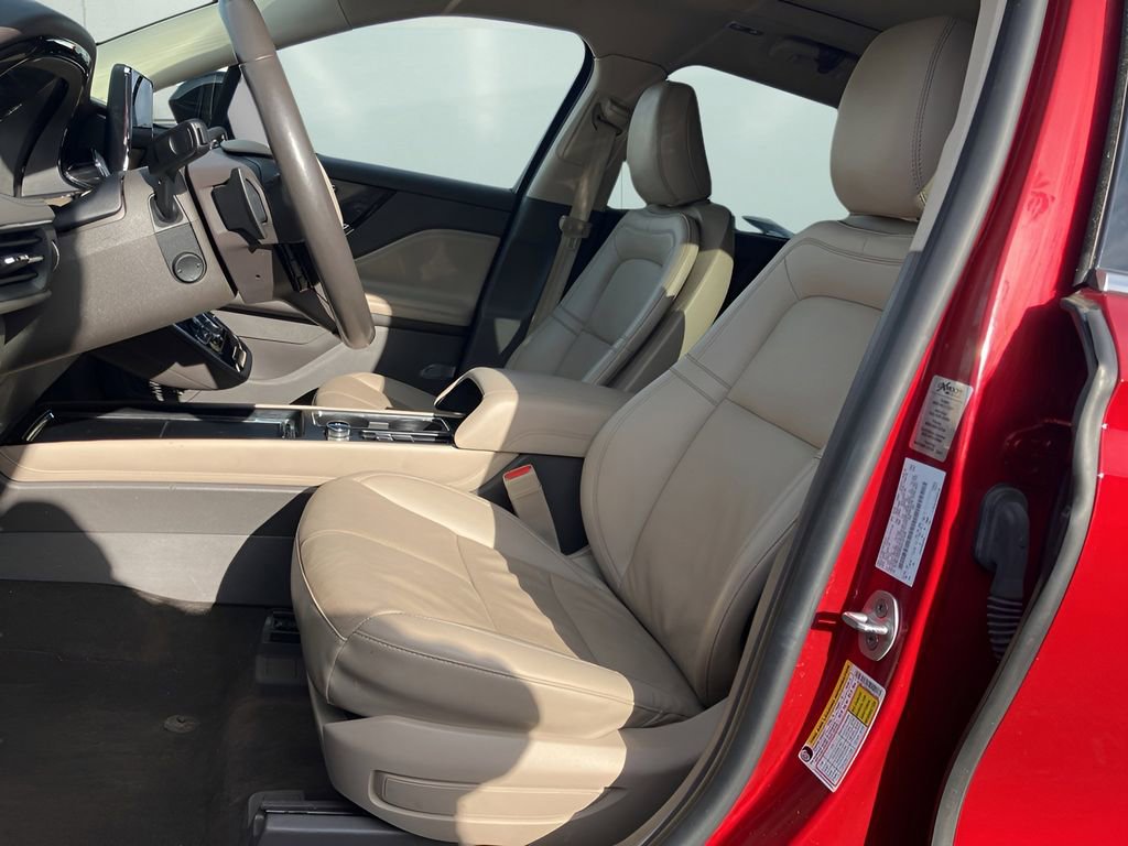 Used 2022 Lincoln Corsair Reserve w/ Elements Package image 11