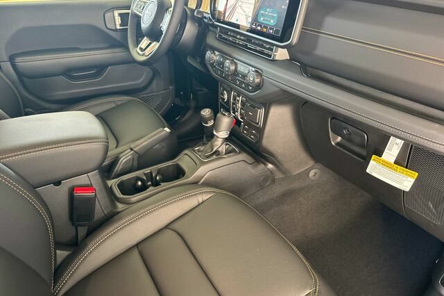 New 2027 Jeep Wrangler Unlimited Sahara AWD/4WD image 13