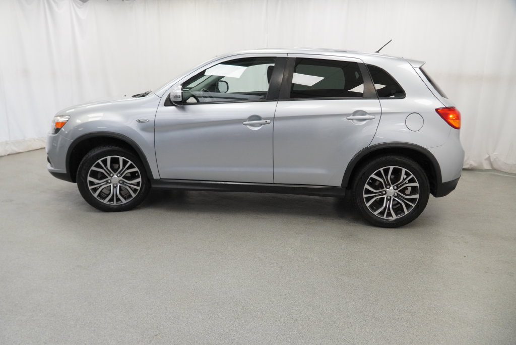 Used 2016 Mitsubishi Outlander Sport ES FWD image 6