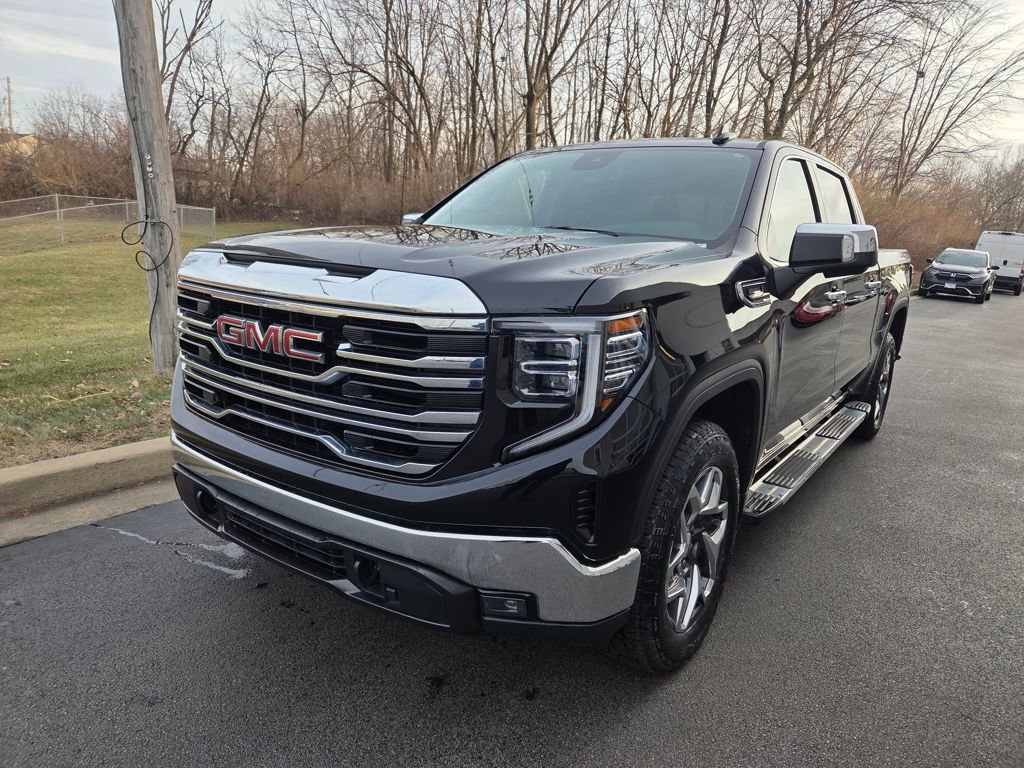 Used 2023 GMC Sierra 1500 SLT w/ SLT Premium Package image 1