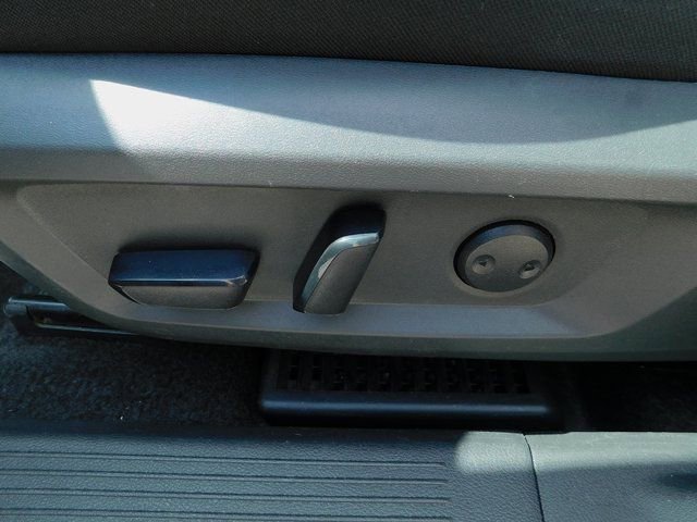 Used 2023 Nissan Rogue SV image 7