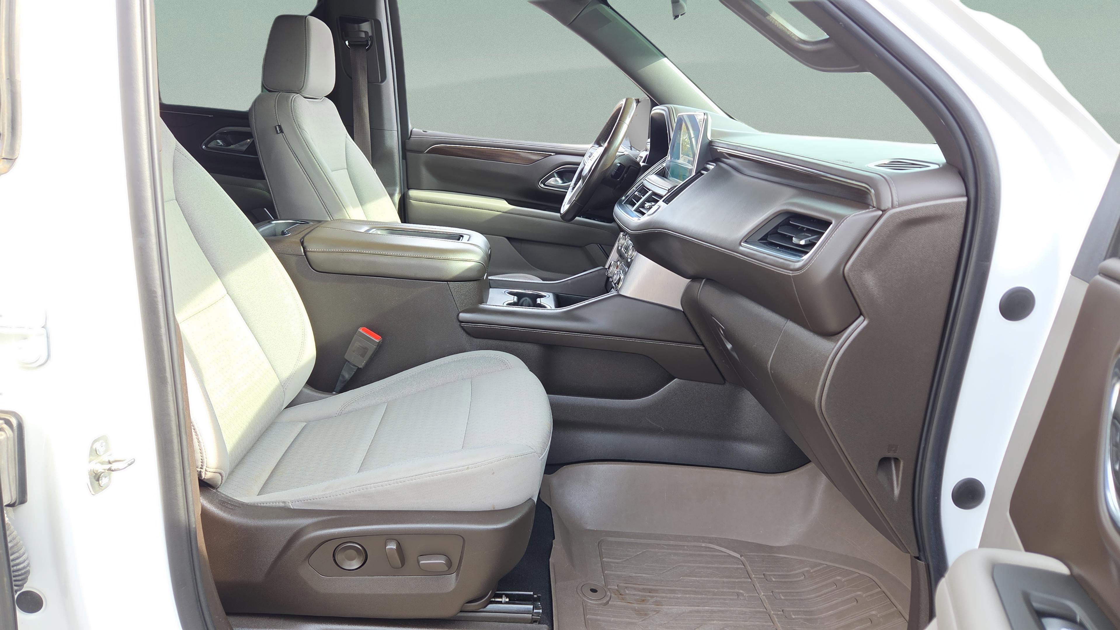 Used 2022 GMC Yukon SLE image 19