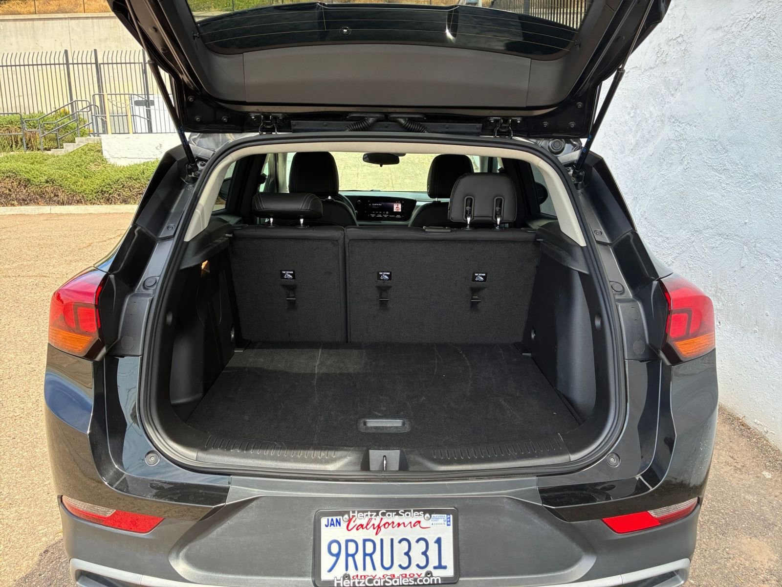 Used 2025 Buick Encore GX Preferred image 30