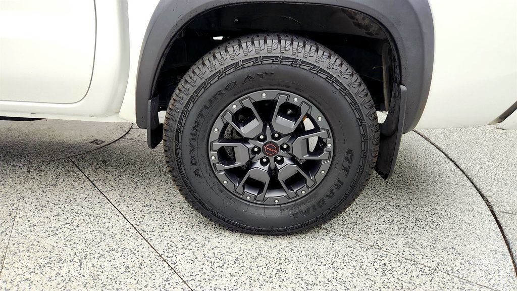 Used 2023 Nissan Frontier PRO-4X w/ Pro-4X Premium Package AWD/4WD image 9
