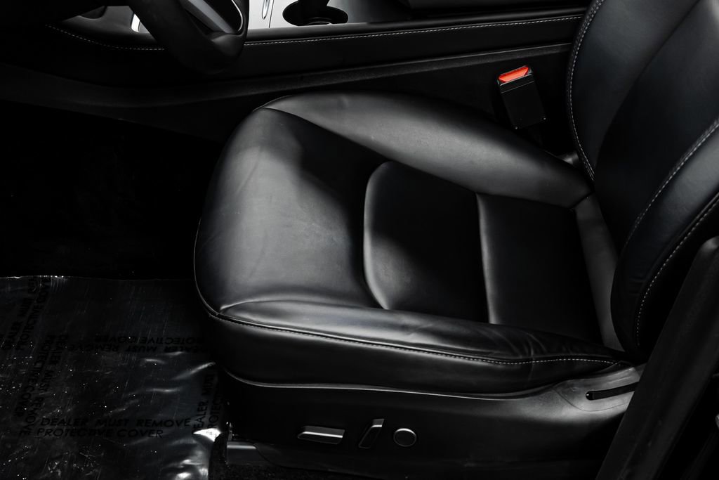 Used 2023 Tesla Model Y Long Range image 38