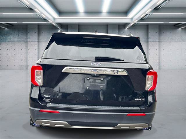Certified 2023 Ford Explorer XLT w/ Equipment Group 202A AWD/4WD image 5