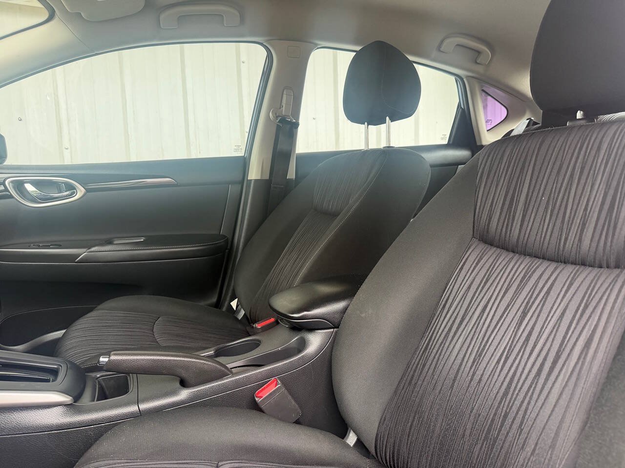 Used 2019 Nissan Sentra SV FWD image 13