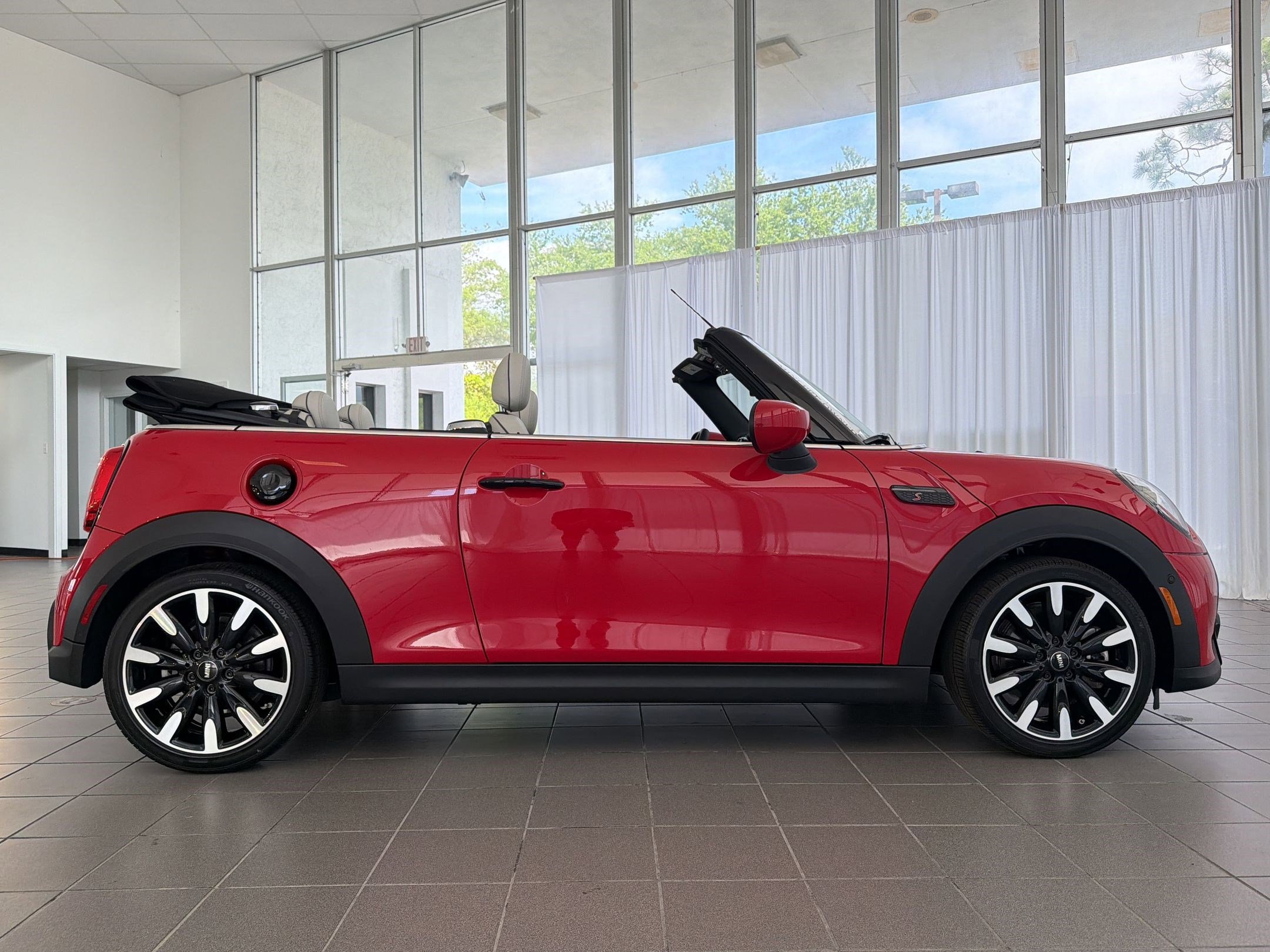 Certified 2024 MINI Cooper S image 8