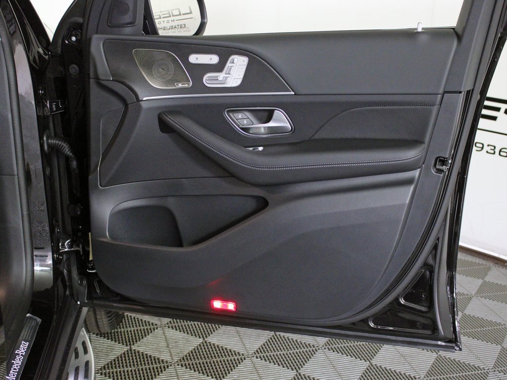 New 2026 Mercedes-Benz GLS 450 4MATIC image 34