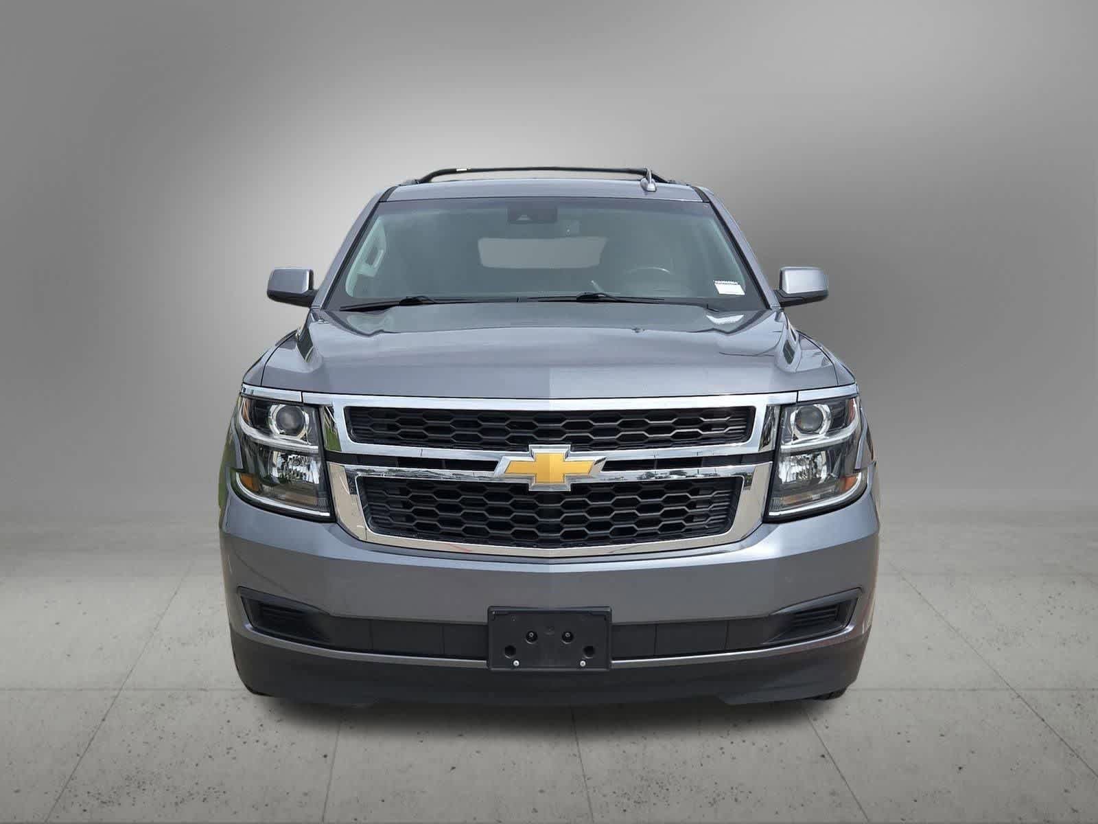 Used 2019 Chevrolet Suburban LT RWD image 9