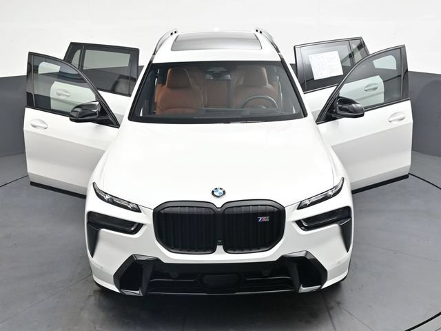 Used 2025 BMW X7 M60i AWD/4WD image 51