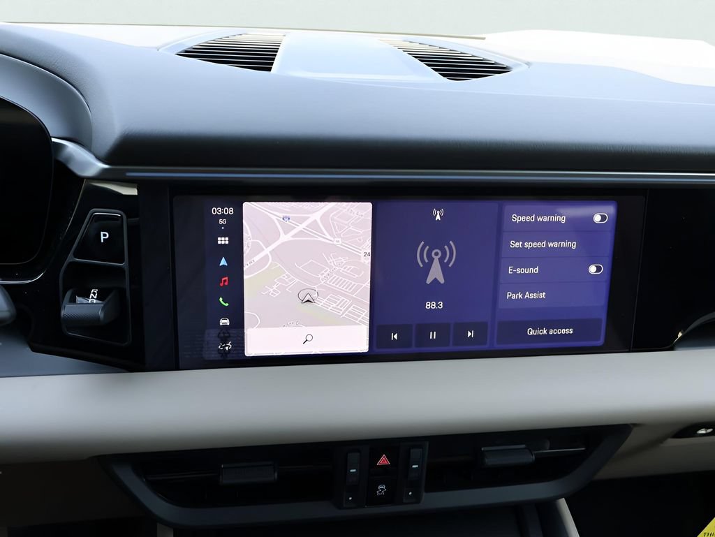 New 2025 Porsche Macan Electric RWD image 23