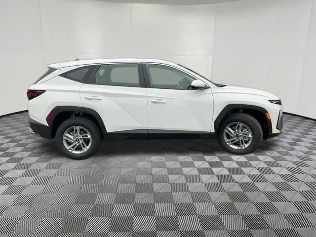 New 2026 Hyundai Tucson SE AWD/4WD image 7