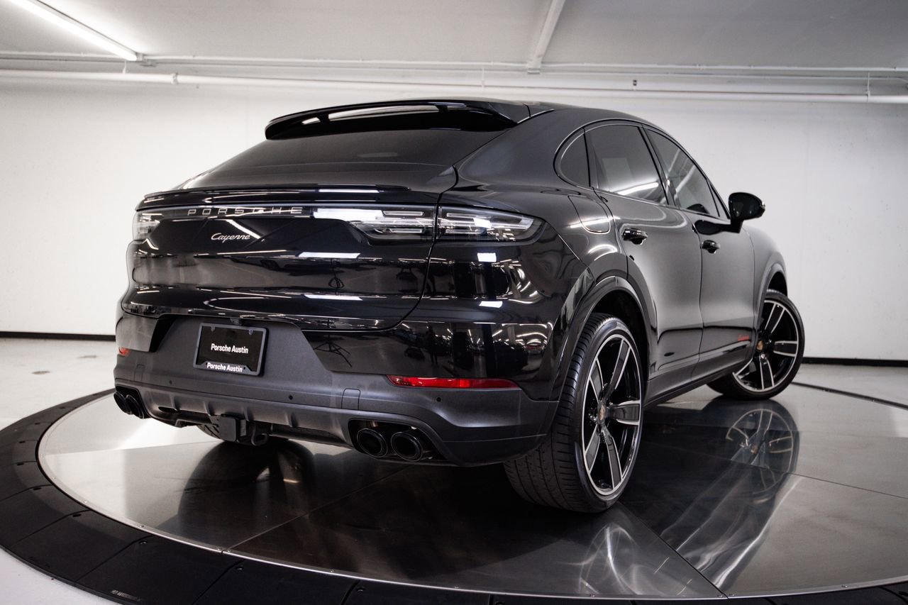 Used 2022 Porsche Cayenne Platinum Edition AWD/4WD image 7