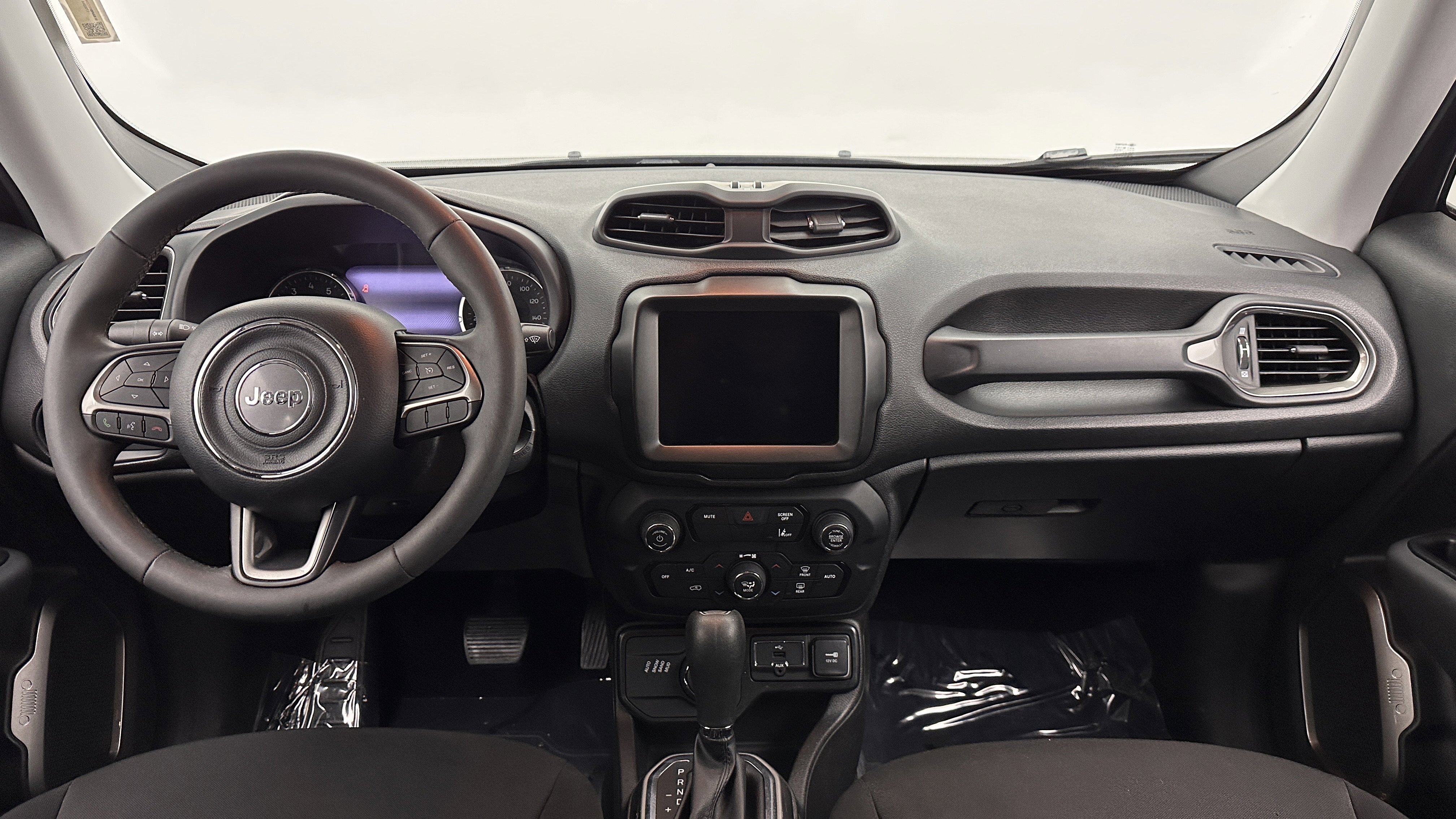 Used 2022 Jeep Renegade Latitude AWD/4WD image 28