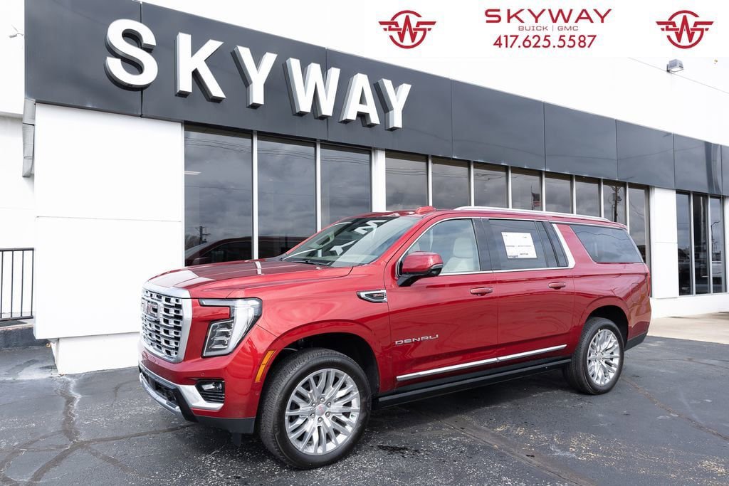 New 2026 GMC Yukon XL Denali w/ Sun & Power Step Package AWD/4WD image 1
