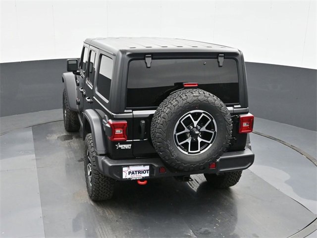 Used 2024 Jeep Wrangler Unlimited Rubicon w/ Technology Group image 27