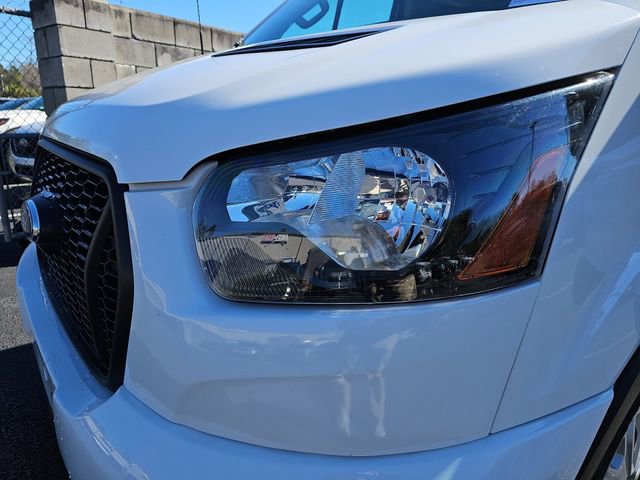 Used 2024 Ford Transit 350 XLT image 31