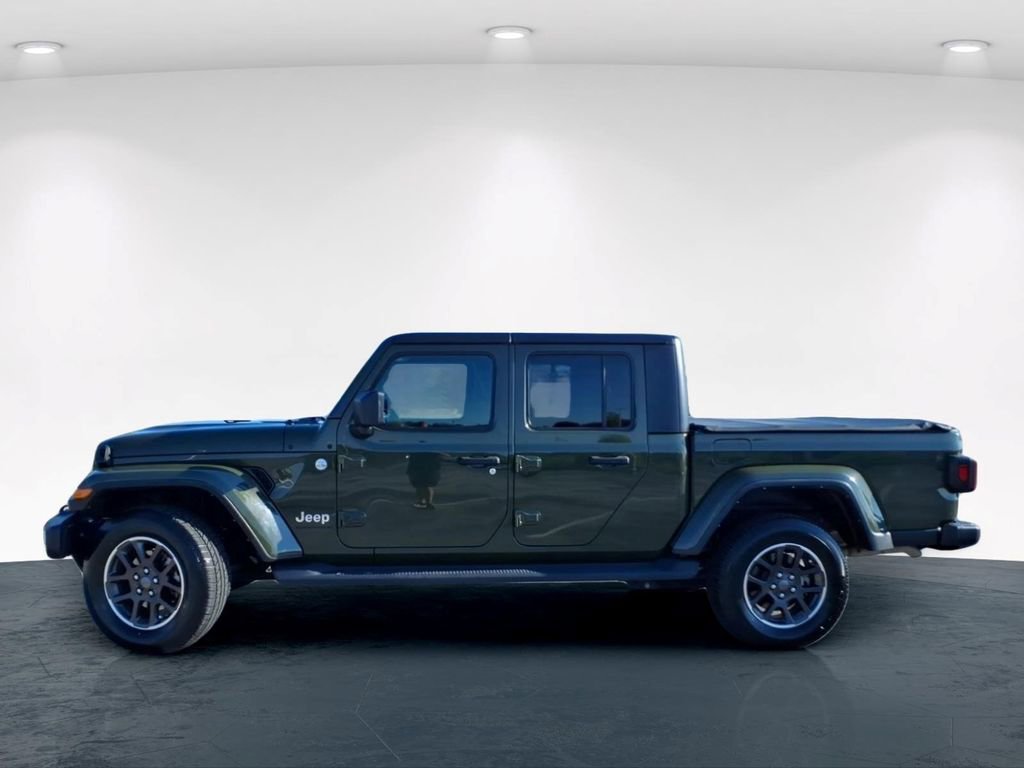 Used 2023 Jeep Gladiator Overland AWD/4WD image 16