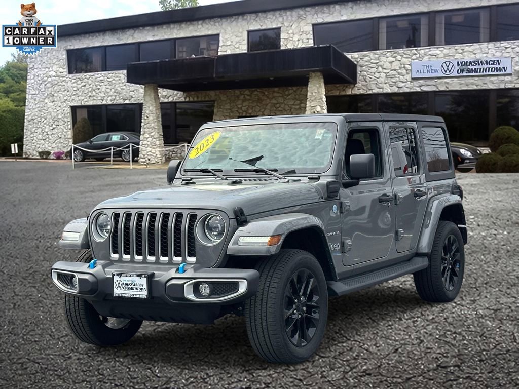 Used 2023 Jeep Wrangler Unlimited Sahara w/ Cold Weather Group AWD/4WD image 2
