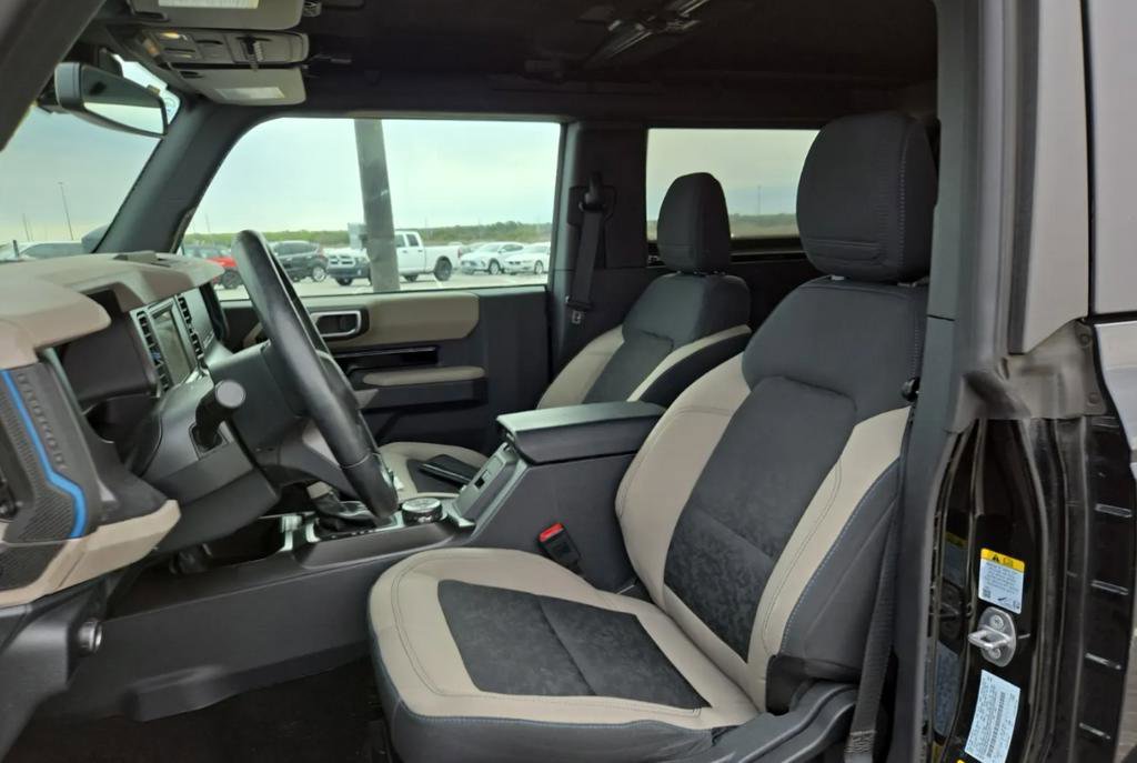 Used 2022 Ford Bronco Wildtrak image 4