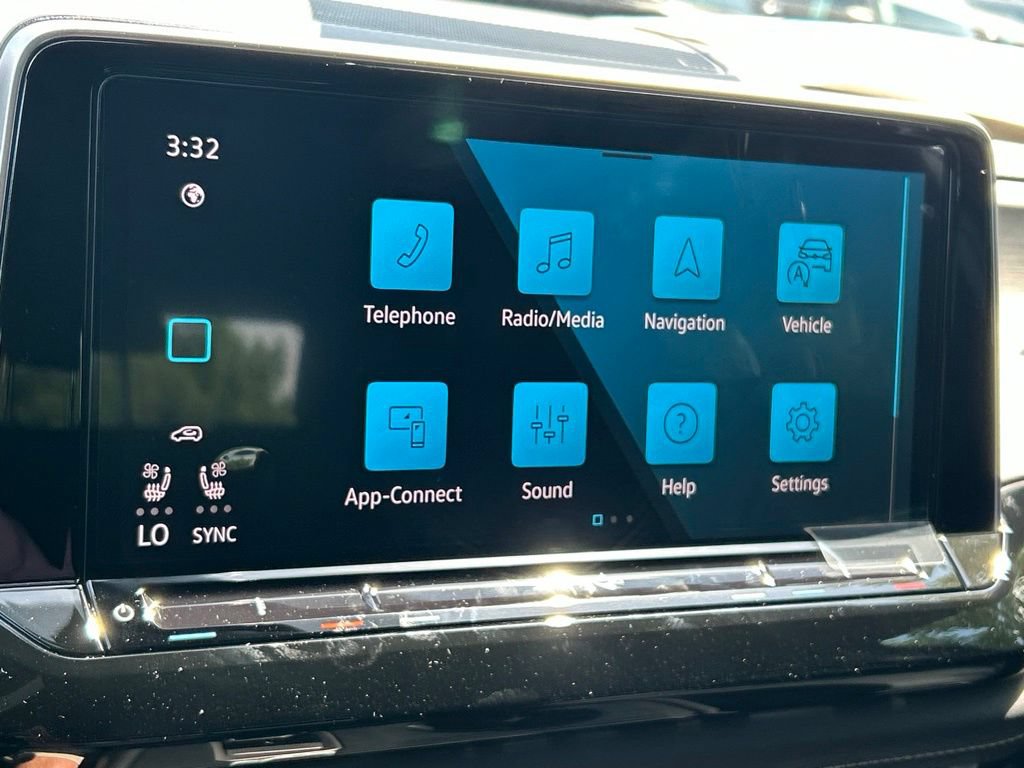 New 2026 Volkswagen Atlas Cross Sport SE FWD image 32
