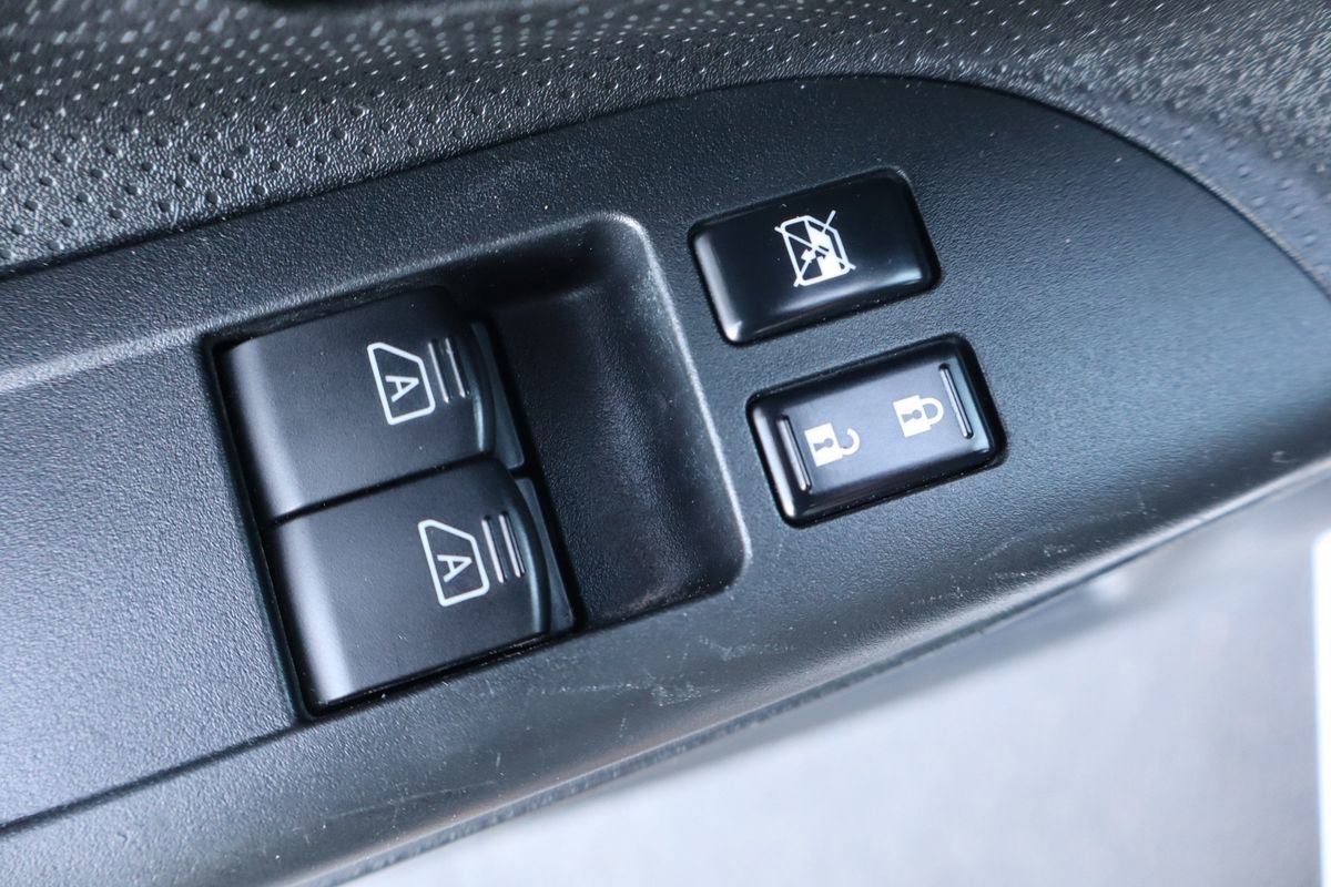 Used 2020 Nissan NV200 SV w/ Back Door Glass Package FWD image 21