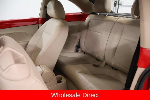Used 2014 Volkswagen Beetle TDI FWD image 14