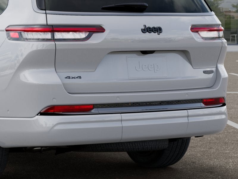 New 2026 Jeep Grand Cherokee L Summit AWD/4WD image 13