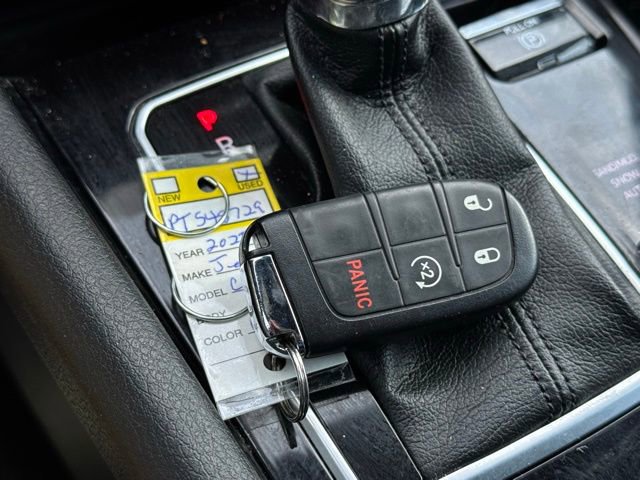 Certified 2023 Jeep Compass Limited w/ Mopar Graphics Package image 36