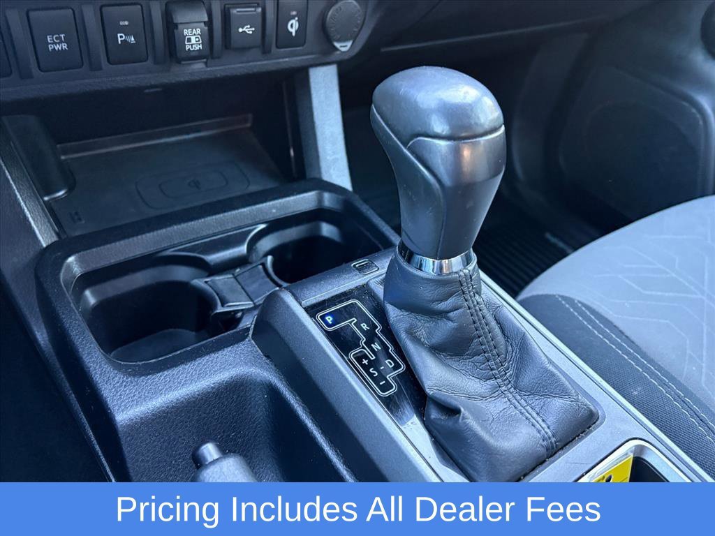 Used 2020 Toyota Tacoma TRD Sport w/ Technology Package AWD/4WD image 25