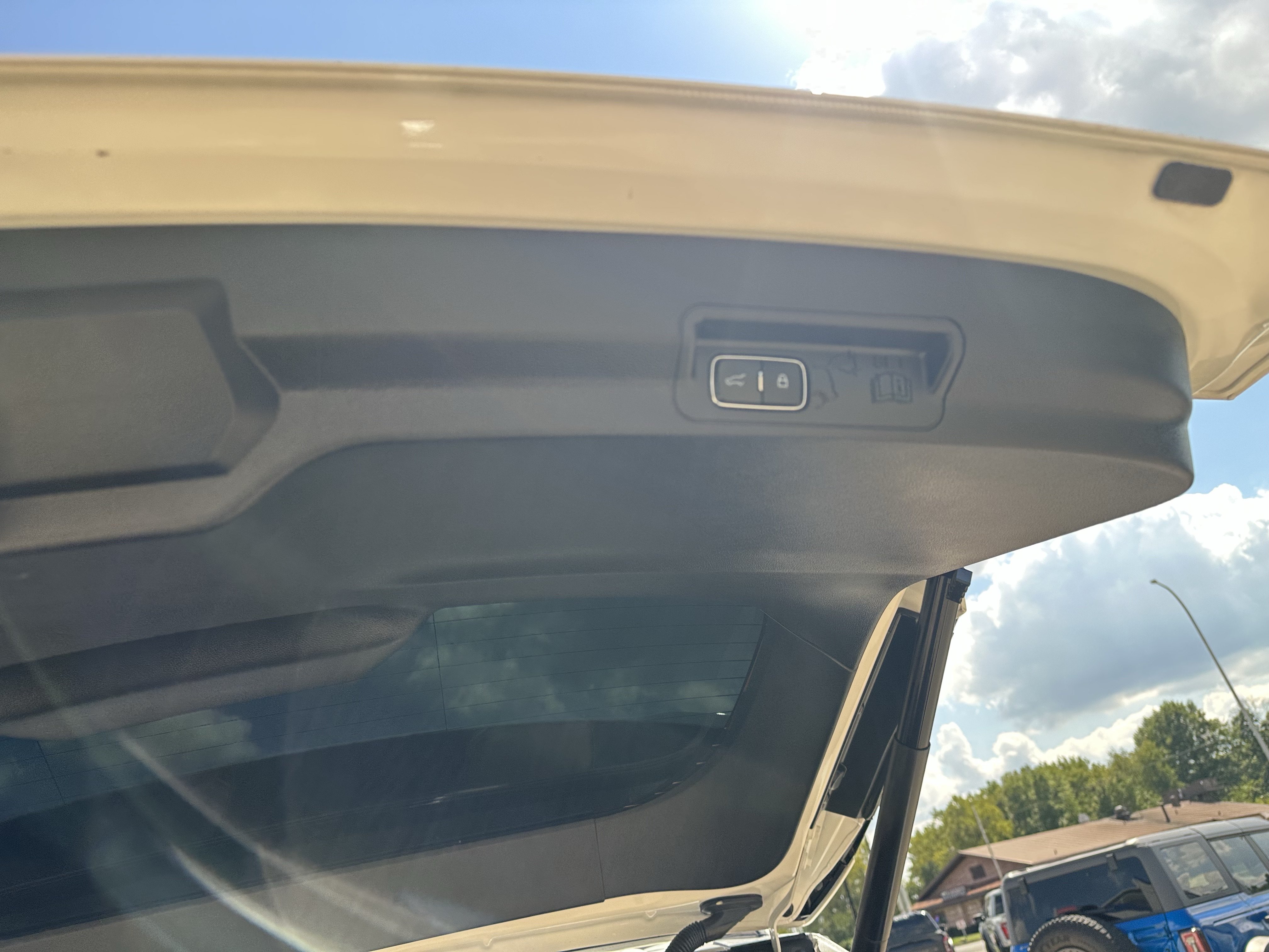 Used 2023 Ford Explorer ST w/ Equipment Group 401A AWD/4WD image 16