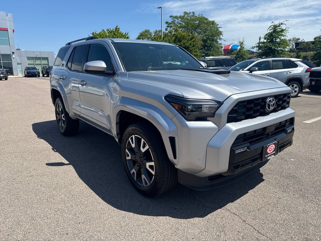 Used 2025 Toyota 4Runner TRD Sport AWD/4WD image 10