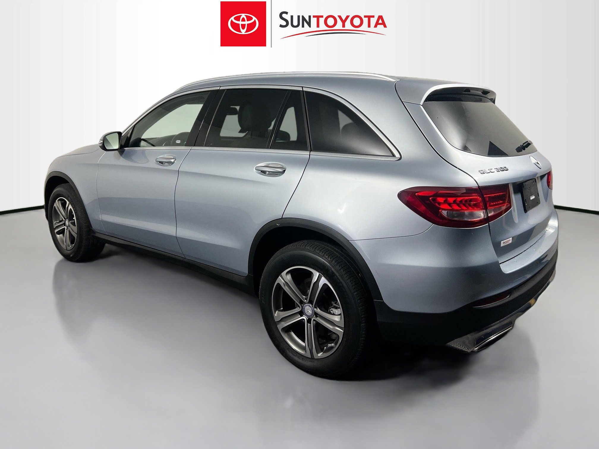 Used 2017 Mercedes-Benz GLC 300 image 6