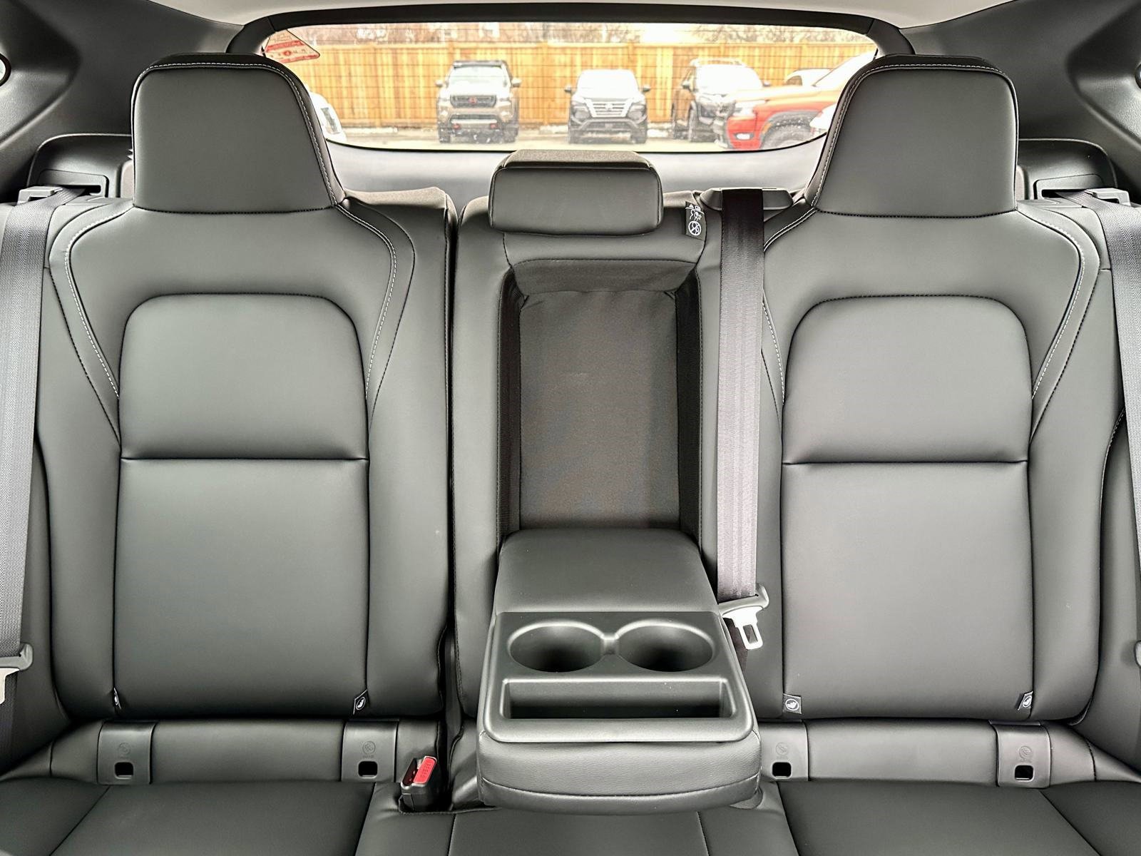 Used 2025 Nissan Murano SV image 32