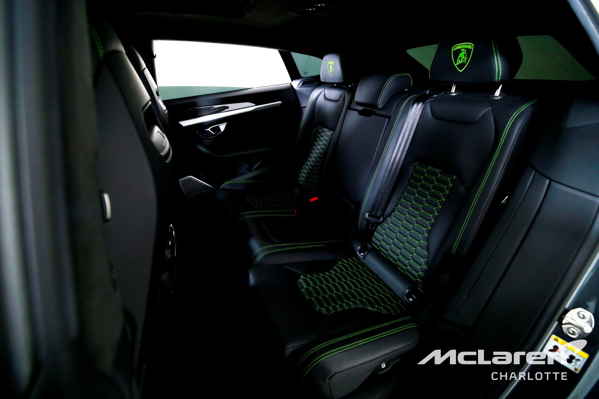 Used 2020 Lamborghini Urus image 18